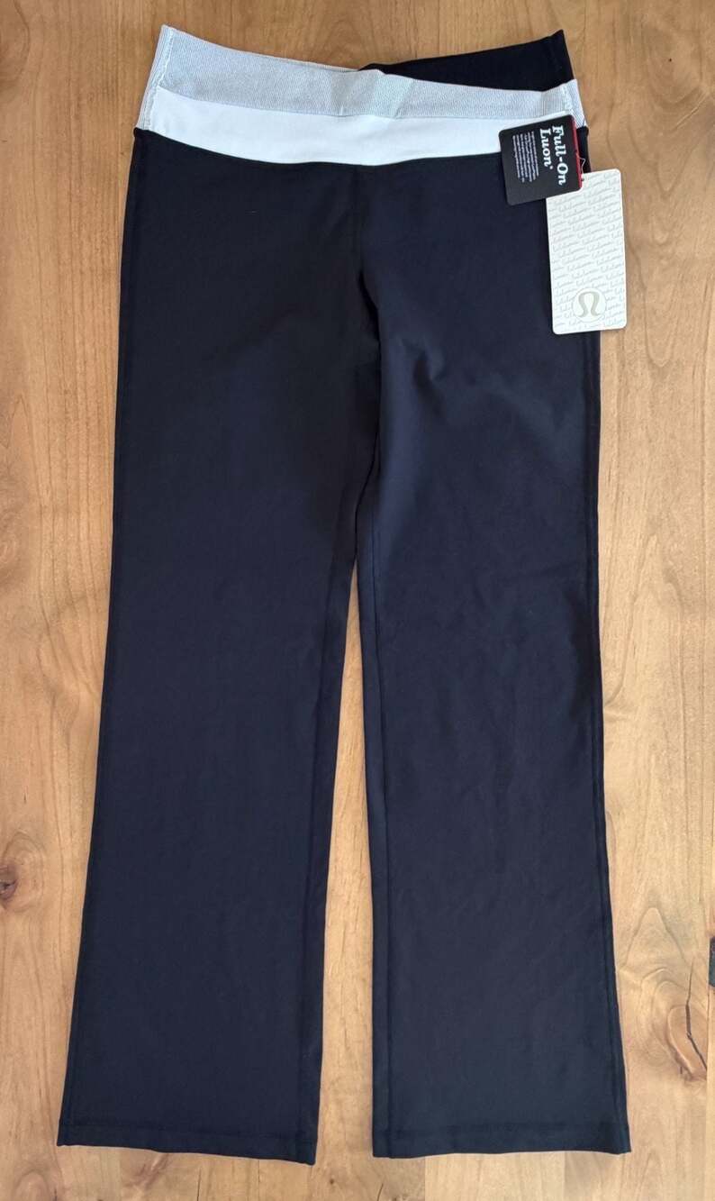 lululemon athletica Astro Pant *R Full-On Luon Size 8
